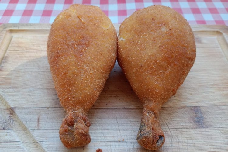 Coxa creme crocante e dourada, receita simples e sem frescura.